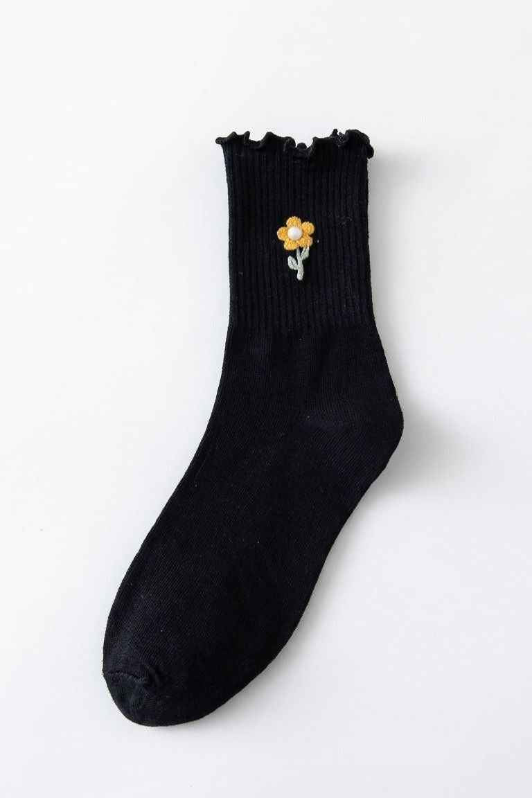 3-Pack Blush Pearl Rose Ruffle Crew Socks