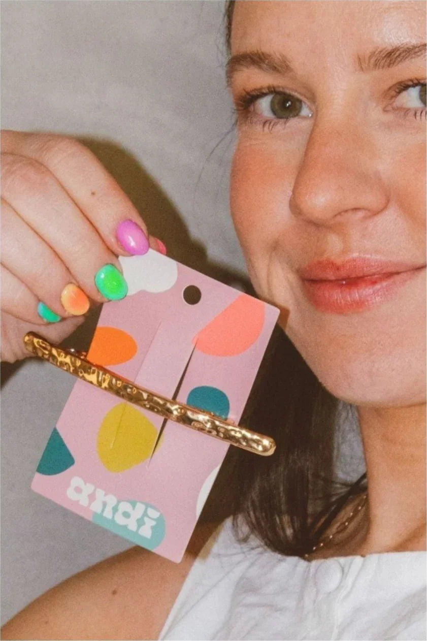 Bumpy Bar Barrette - Love Classic 2