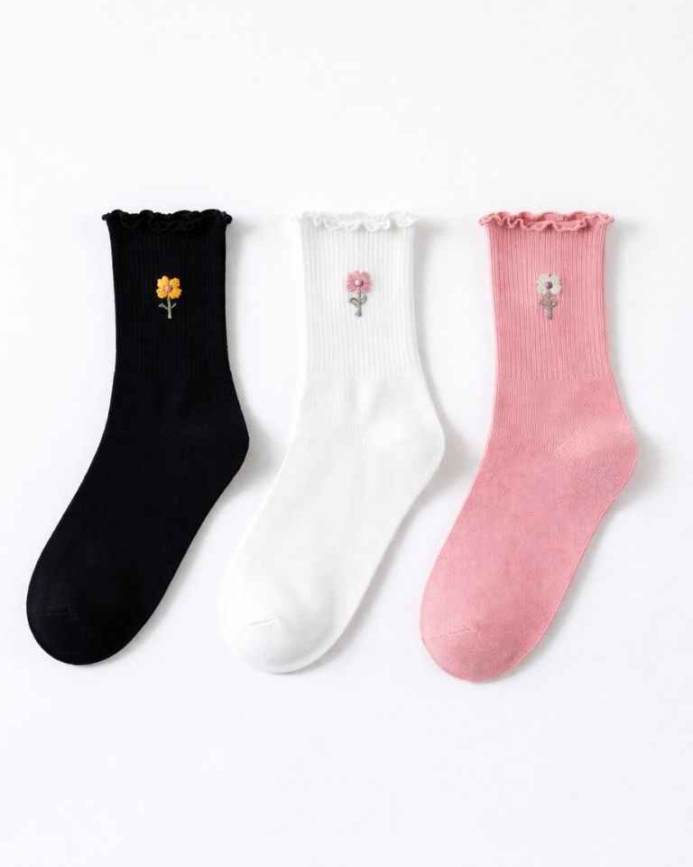 3-Pack Blush Pearl Rose Ruffle Crew Socks