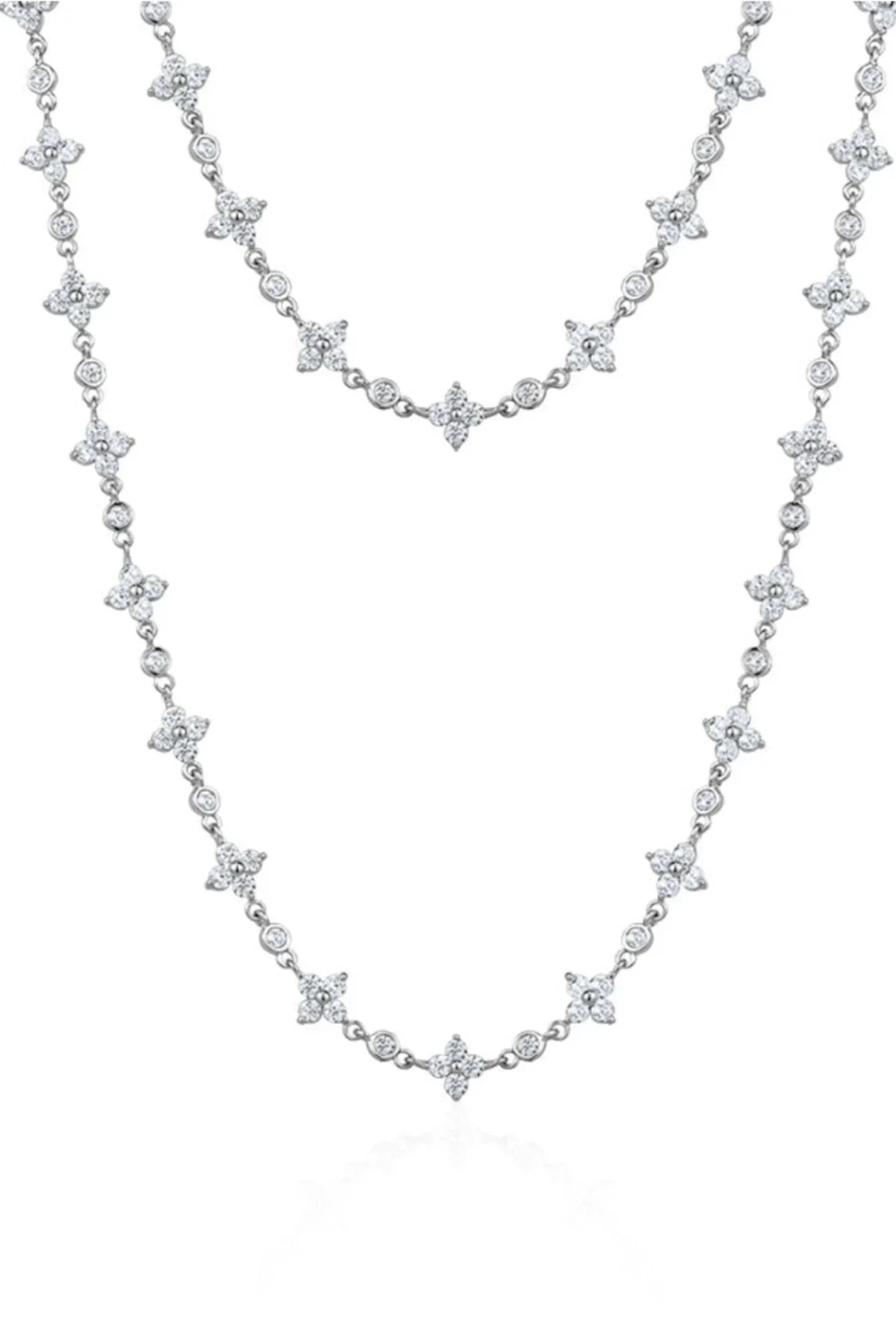 Delicate silver necklace with star-shaped diamond clusters, Love Classic jewelry style