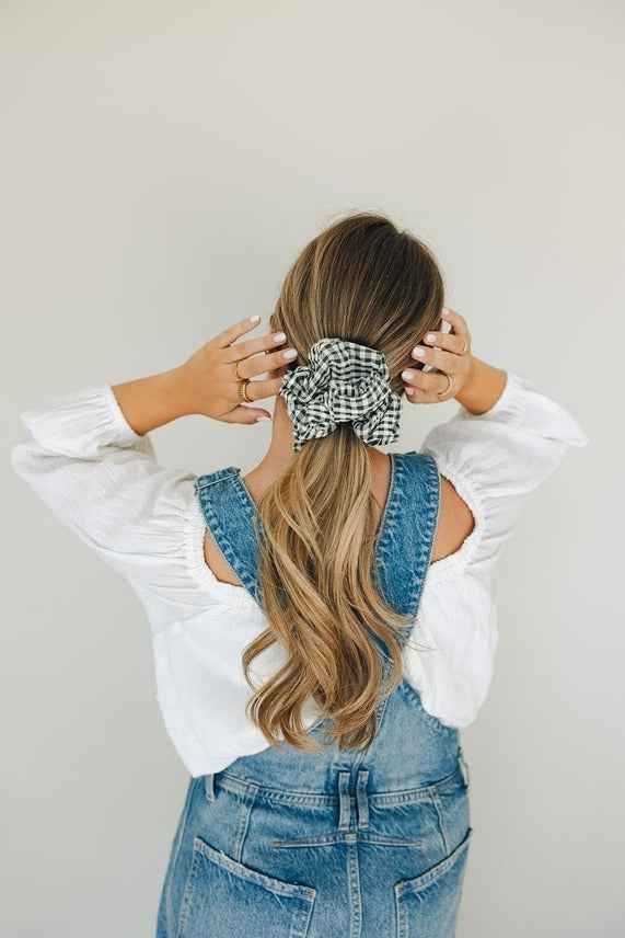 Aspen Jumbo Scrunchie - Love Classic 4