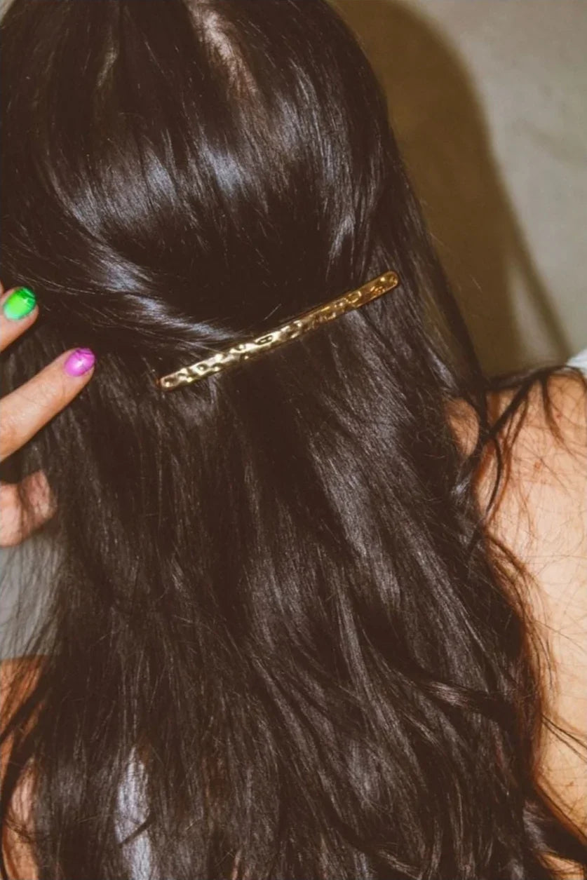 Bumpy Bar Barrette - Love Classic 3