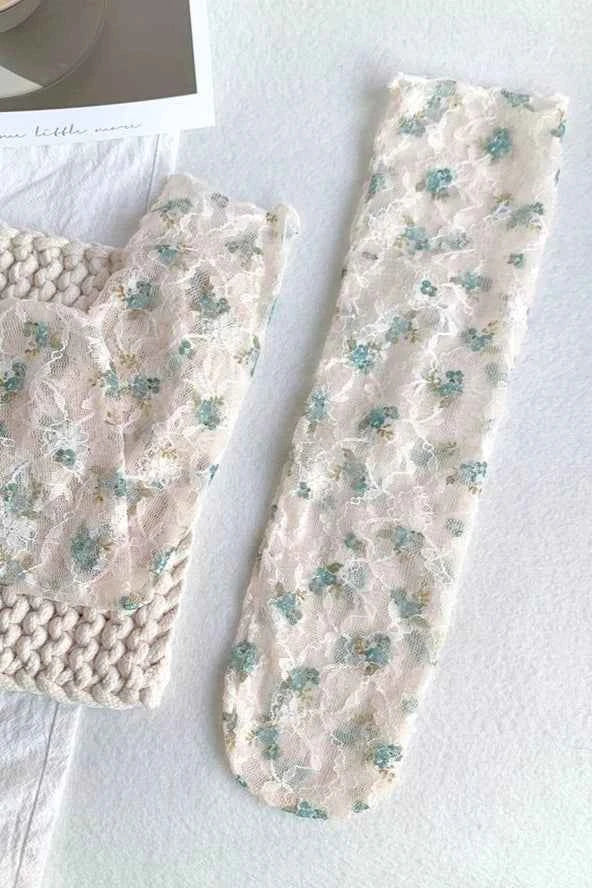 Garden Series Lace Loose Socks