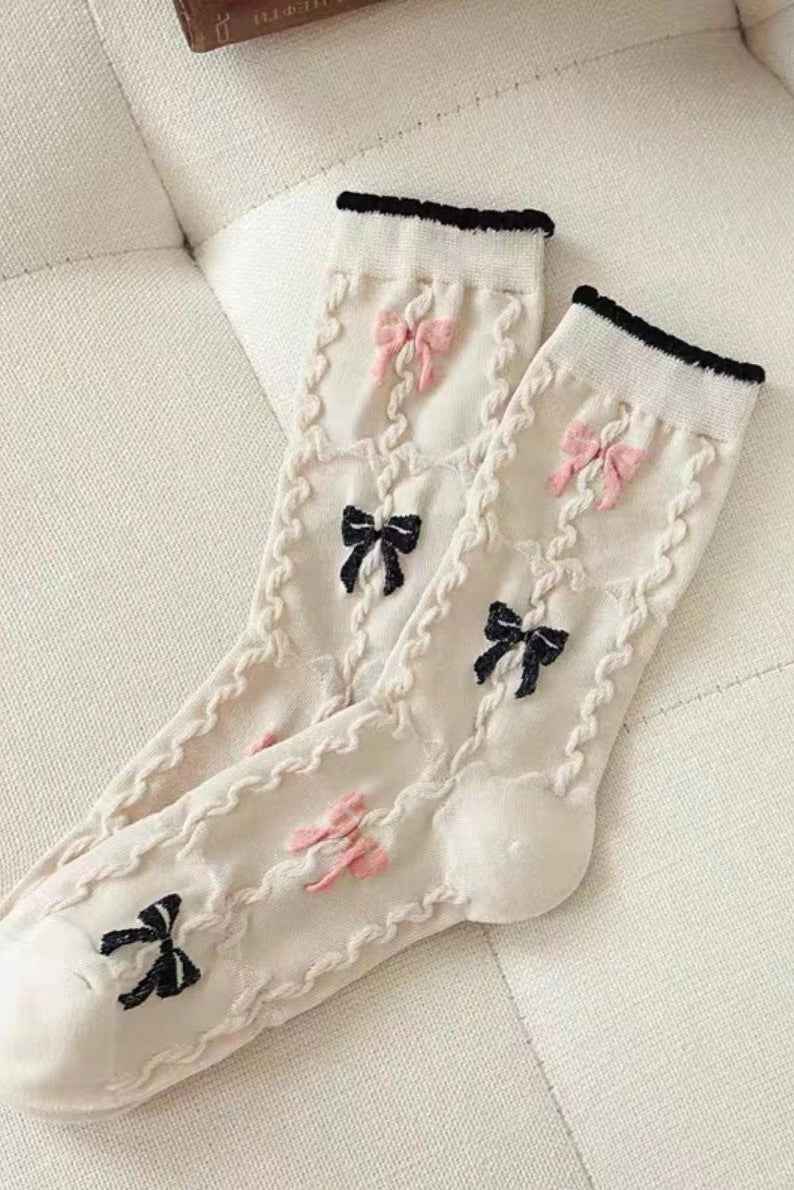3-Pair Tulip Pattern Socks