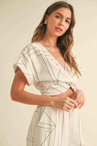 Multi Grid Pattern Knot Front Top