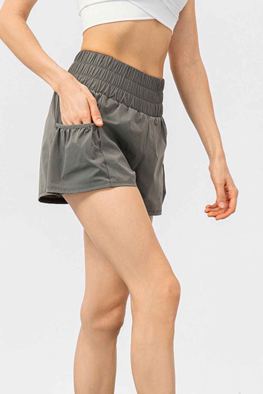 Elastic Waist Pocketed Active Shorts