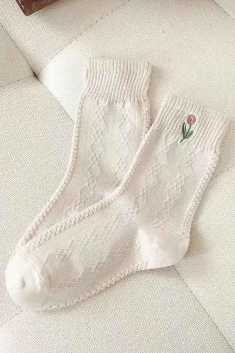 White knit socks with pink tulip embroidery, diamond pattern, Love Classic style.