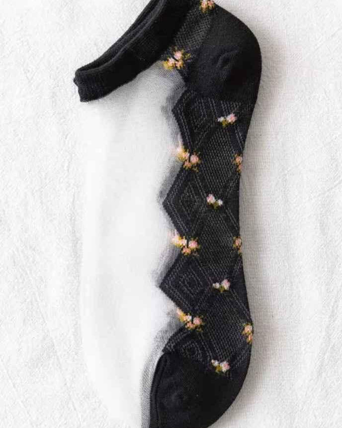 Braided Floral Sheer Ankle Sock