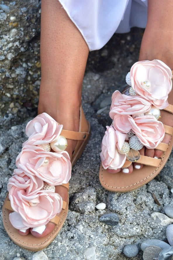 Peonia Sandals - Love Classic 4