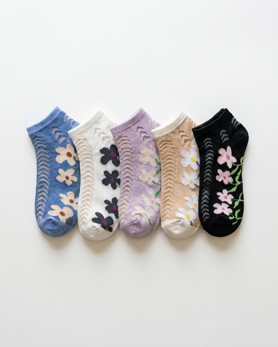 Love Classic 5-Pack Daisy Pointelle Low-Cut Socks in blue, white, lavender, beige and black