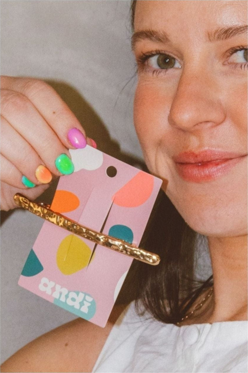 Bumpy Bar Barrette - Love Classic 2