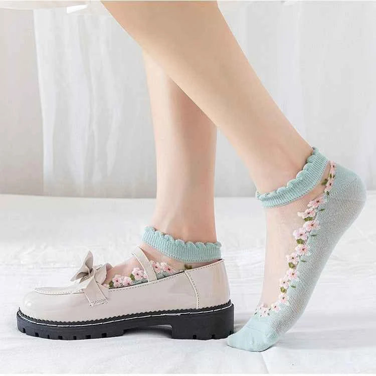 Floral Short Ankle Sheer Socks