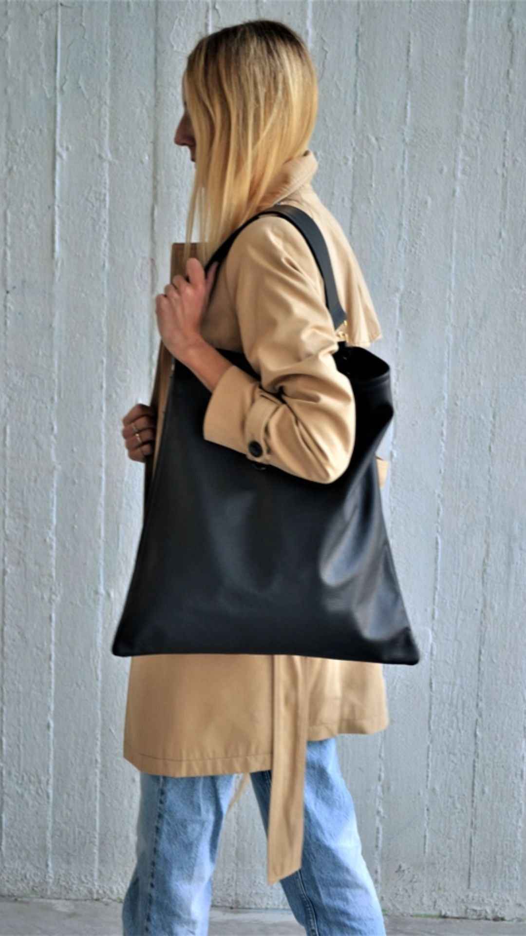 Akathi Leather Bag in Black