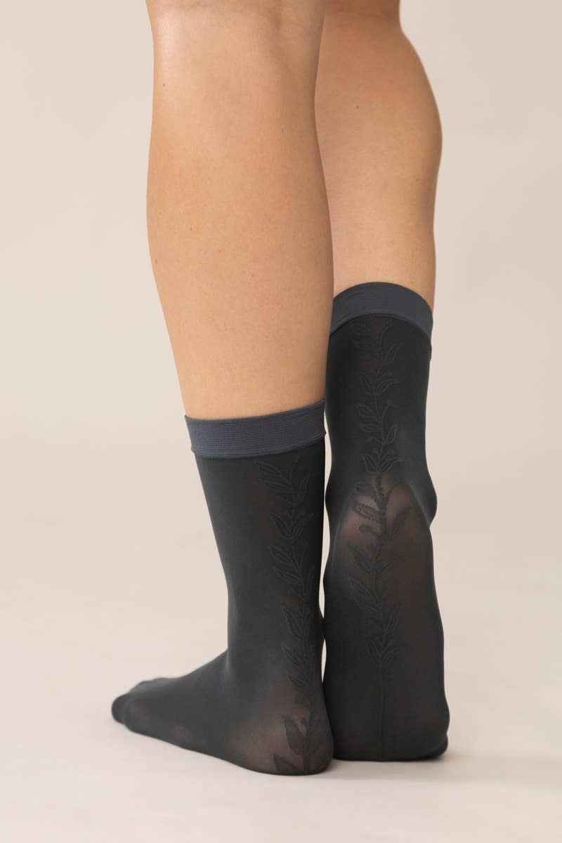 Vine Sheer Socks