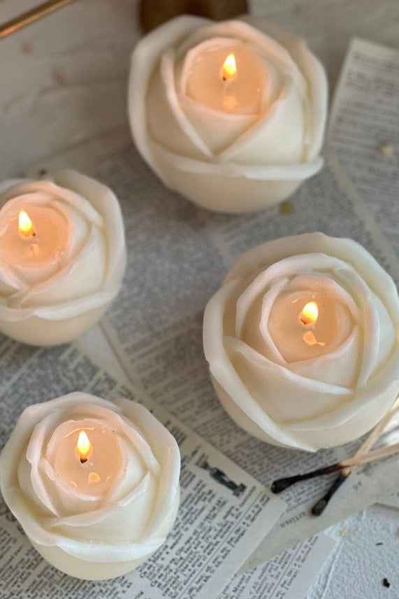 Blooming Rose Candle