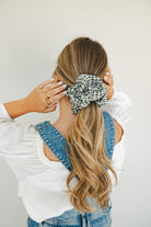 Aspen Jumbo Scrunchie - Love Classic